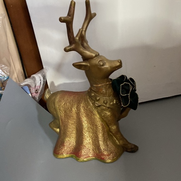 Reindeer figure made of plaster 17.5” to tip of antlers 12” long - Picture 2 of 3